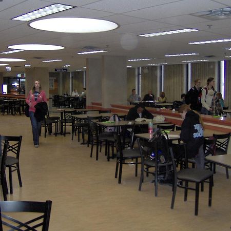 Mount Saint Vincent University هاليفاكس المظهر الخارجي الصورة